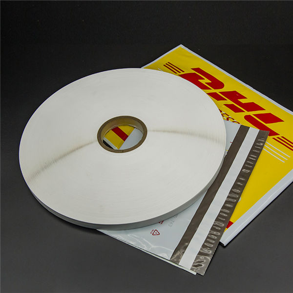 permanentní těsnící páska